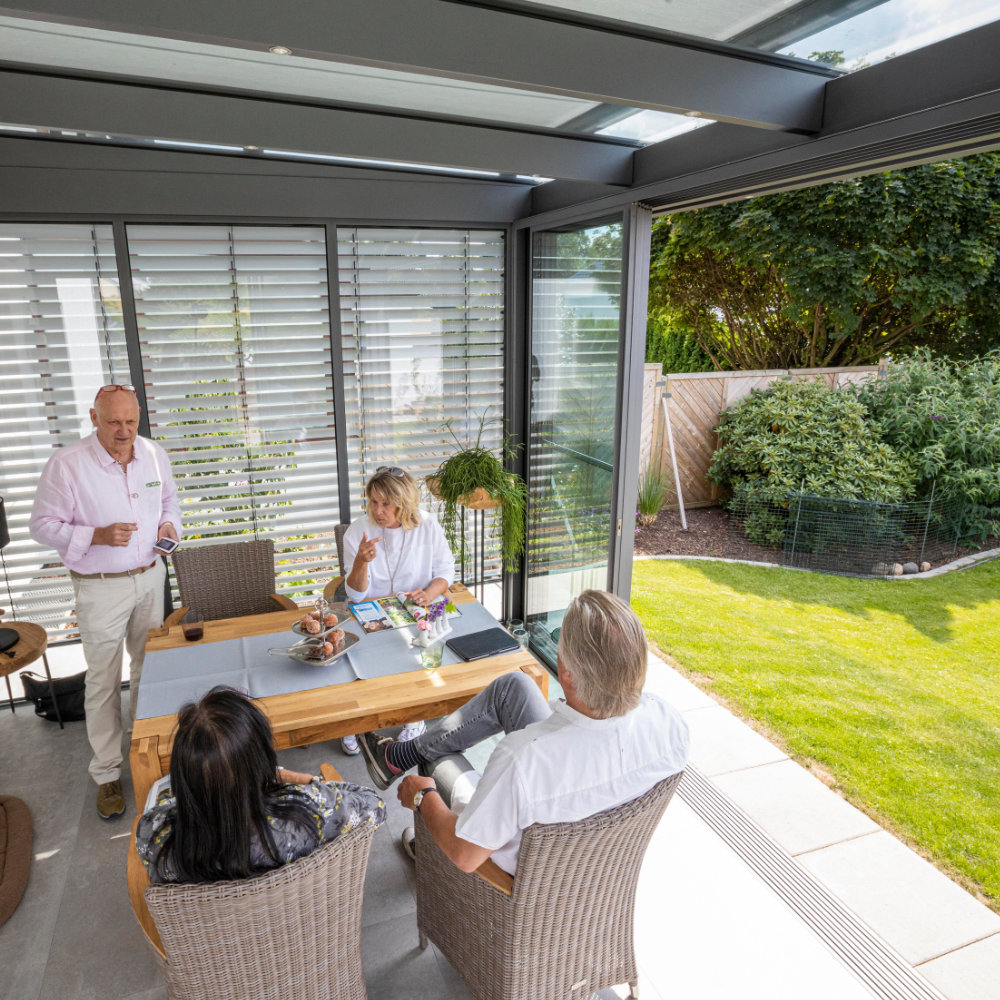 Ein Wintergarten für das schöne Wohnen mit der ganzen Familie: Wie ein Kaltwintergarten Ihr Zuhause bereichert