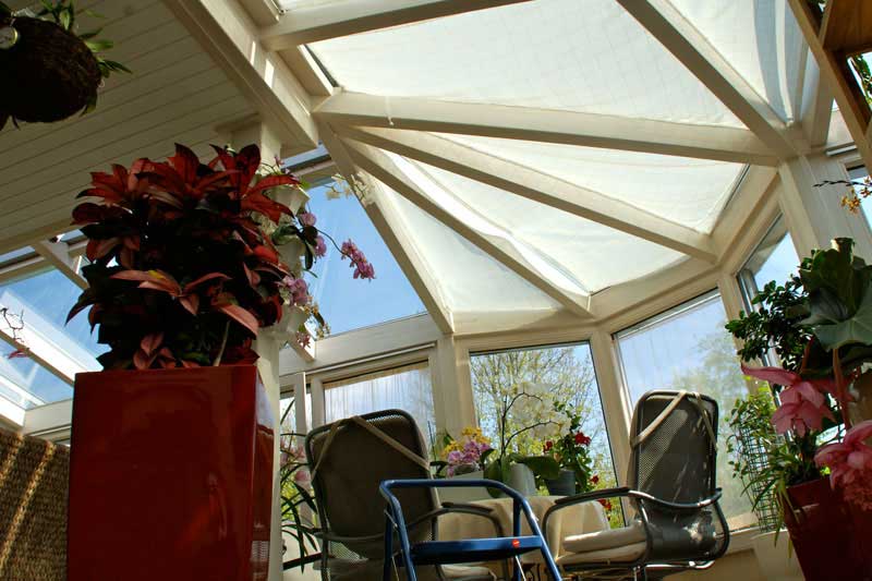 Wintergarten modern mit Sonnenschutz wintergarten vil 02